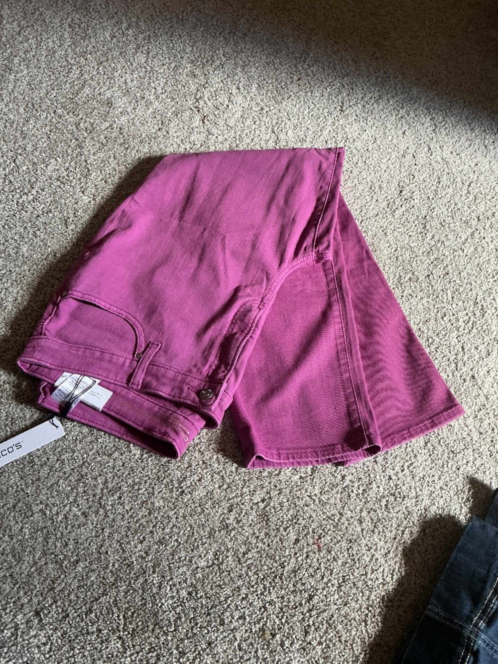 Chicos Lilac SO Slimming 2.5 Pants